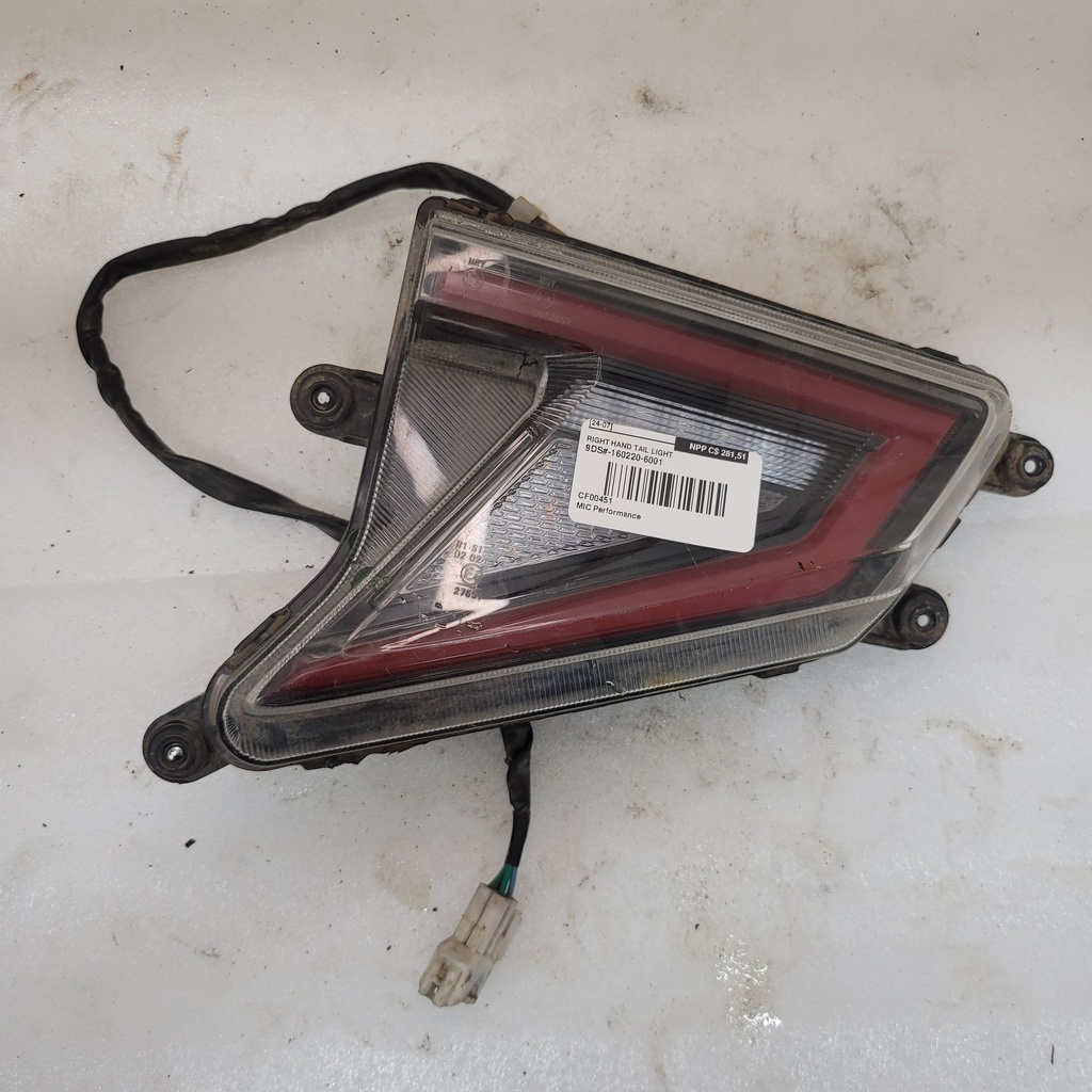 rh tail light na