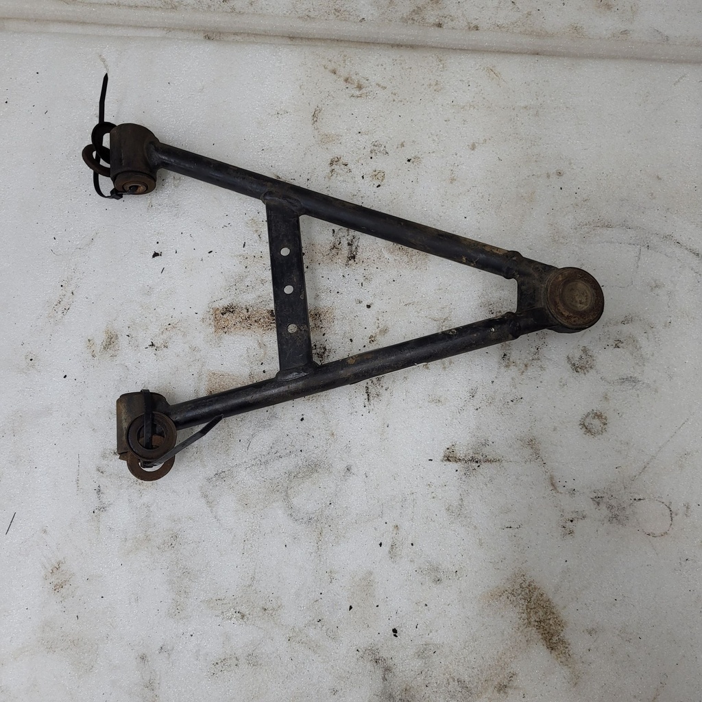 FRONT LOWER ARM, RIGHT HAND