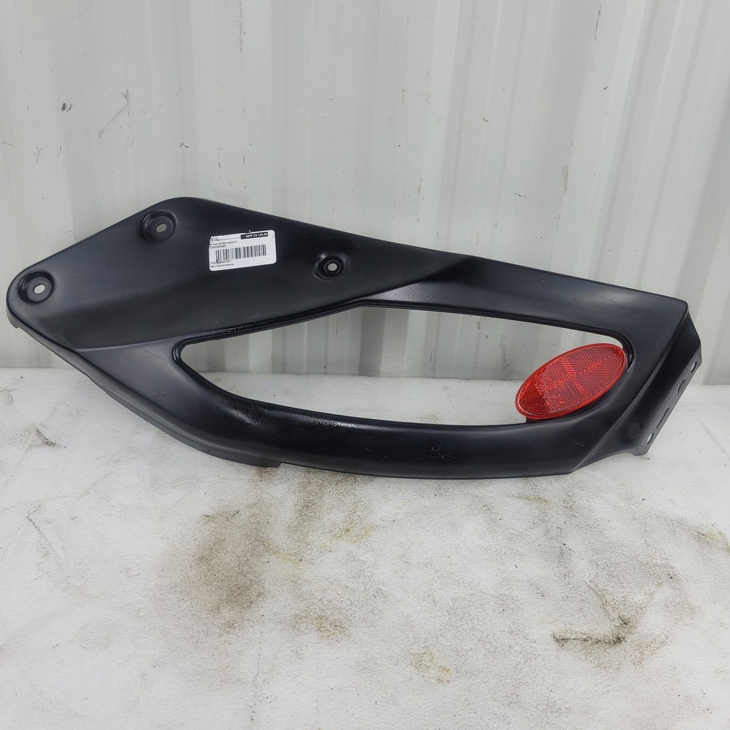 rh rear fender support