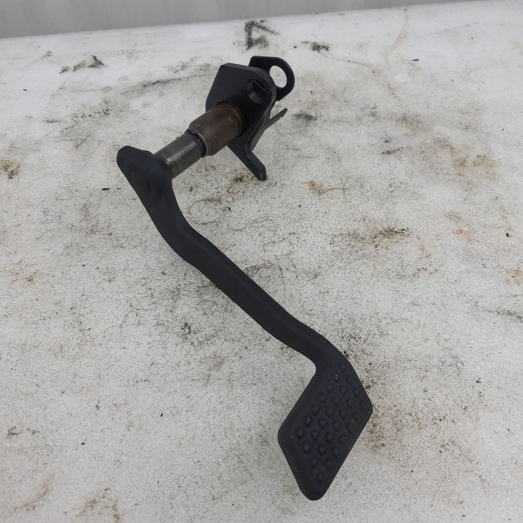 deep black, brake pedal