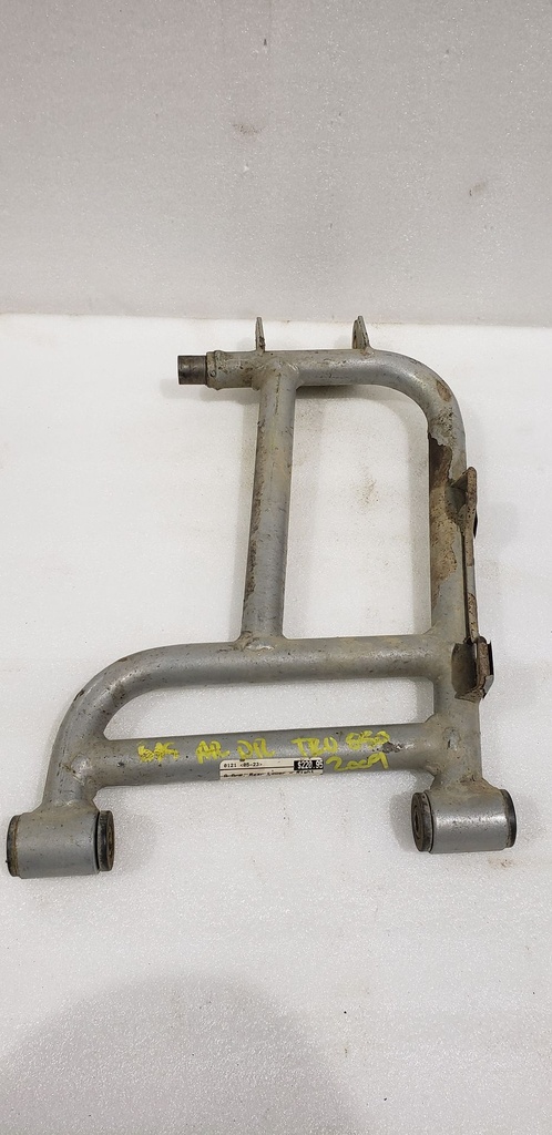 A-Arm, Rear Lower - Right - Assembly (Platinum) (inc. 7-8)