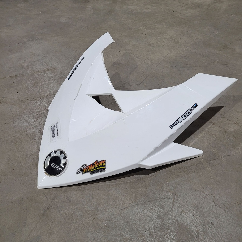 HOOD B-229 White
