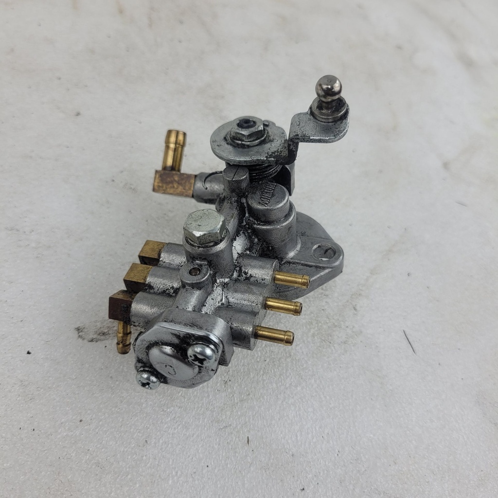 (new ref. 1204695) oil pump assembly, 600le