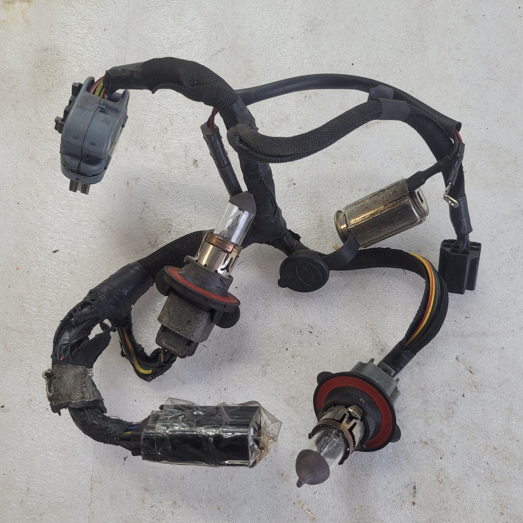 HOOD-MOLDED HDPE W/12V 05%