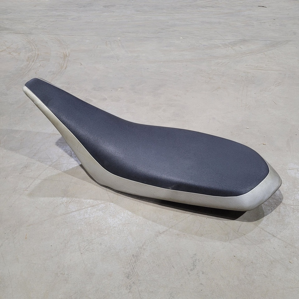 Single Seat Assy - 5D3-24710-00-00 yamaha