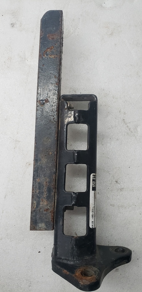 Footrest 2 - 5TG-27421-01-00 YAMAHA