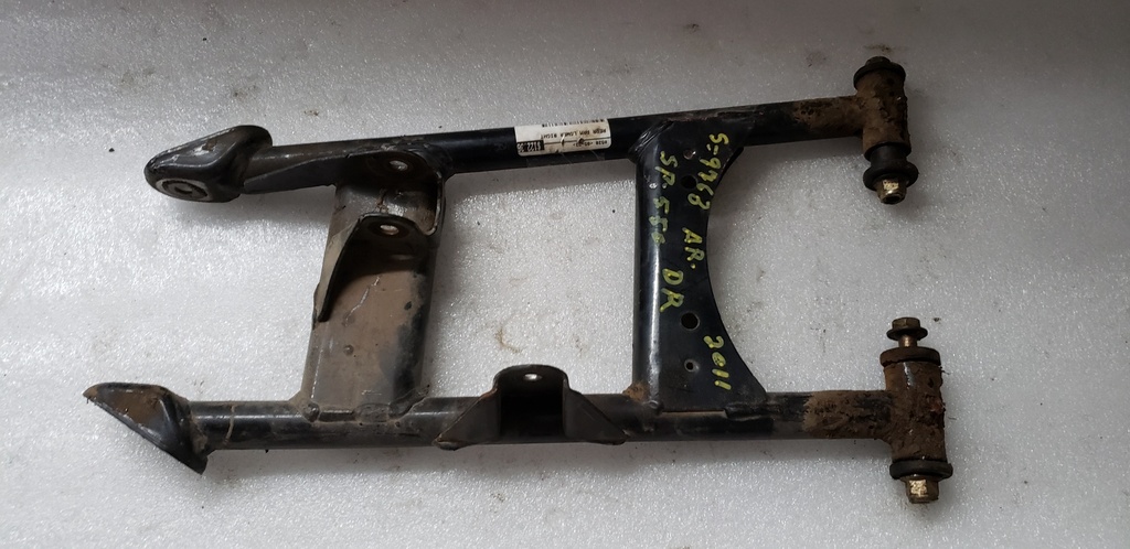 REAR ARM LOWER RIGHT - POLARIS - 1017257-067