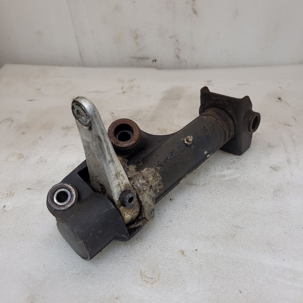 steering knuckle assy (left)