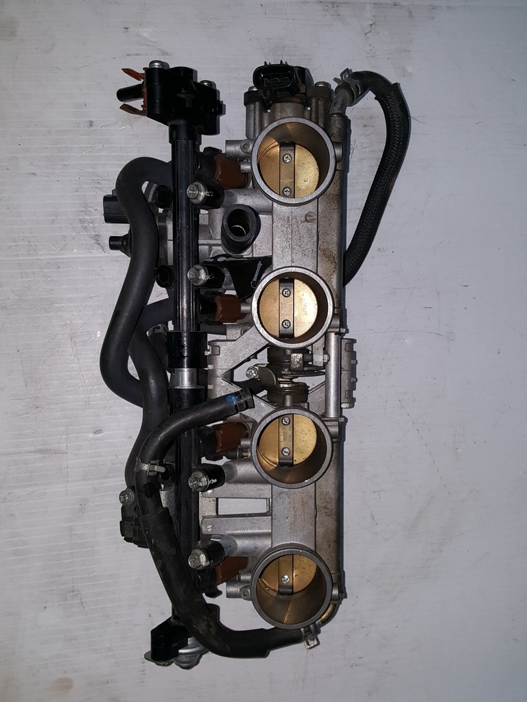 THROTTLE BODY ASSY - YAMAHA - 8HG-13750-00-00