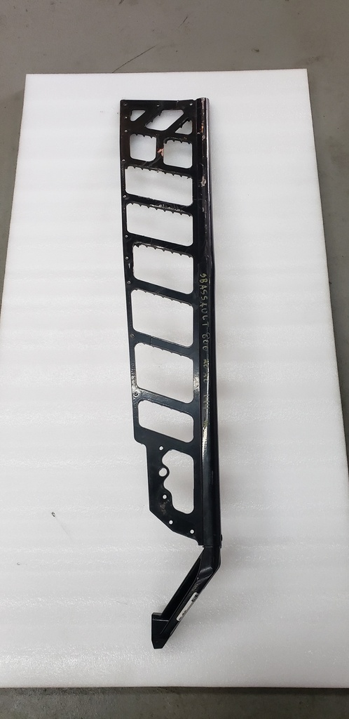 RUNNINGBOARD ASSEMBLY, LEFT, GS
