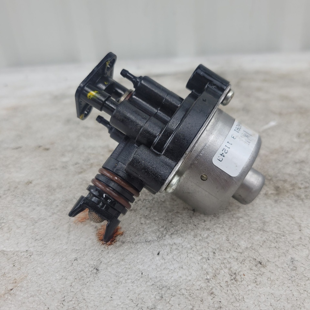 (new ref. 519000376) oil pump