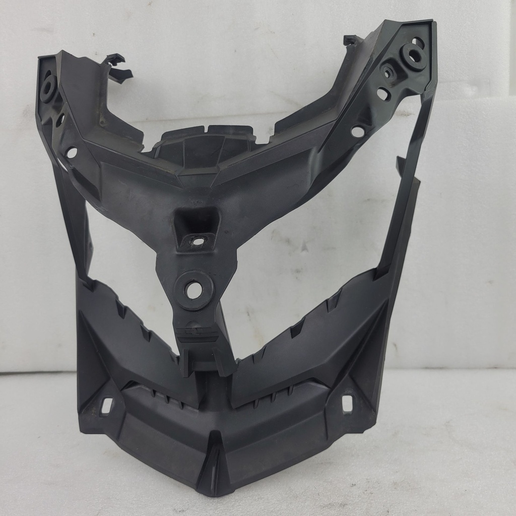 deep black, headlamp fairing black model