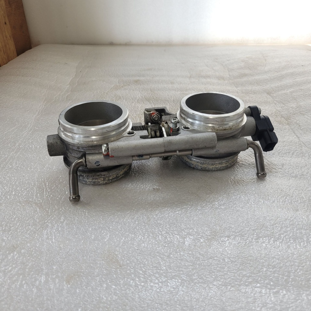 (new ref. 420685754) throttle body