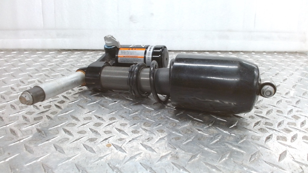 Shock, Front Arm (inc. 2-15)