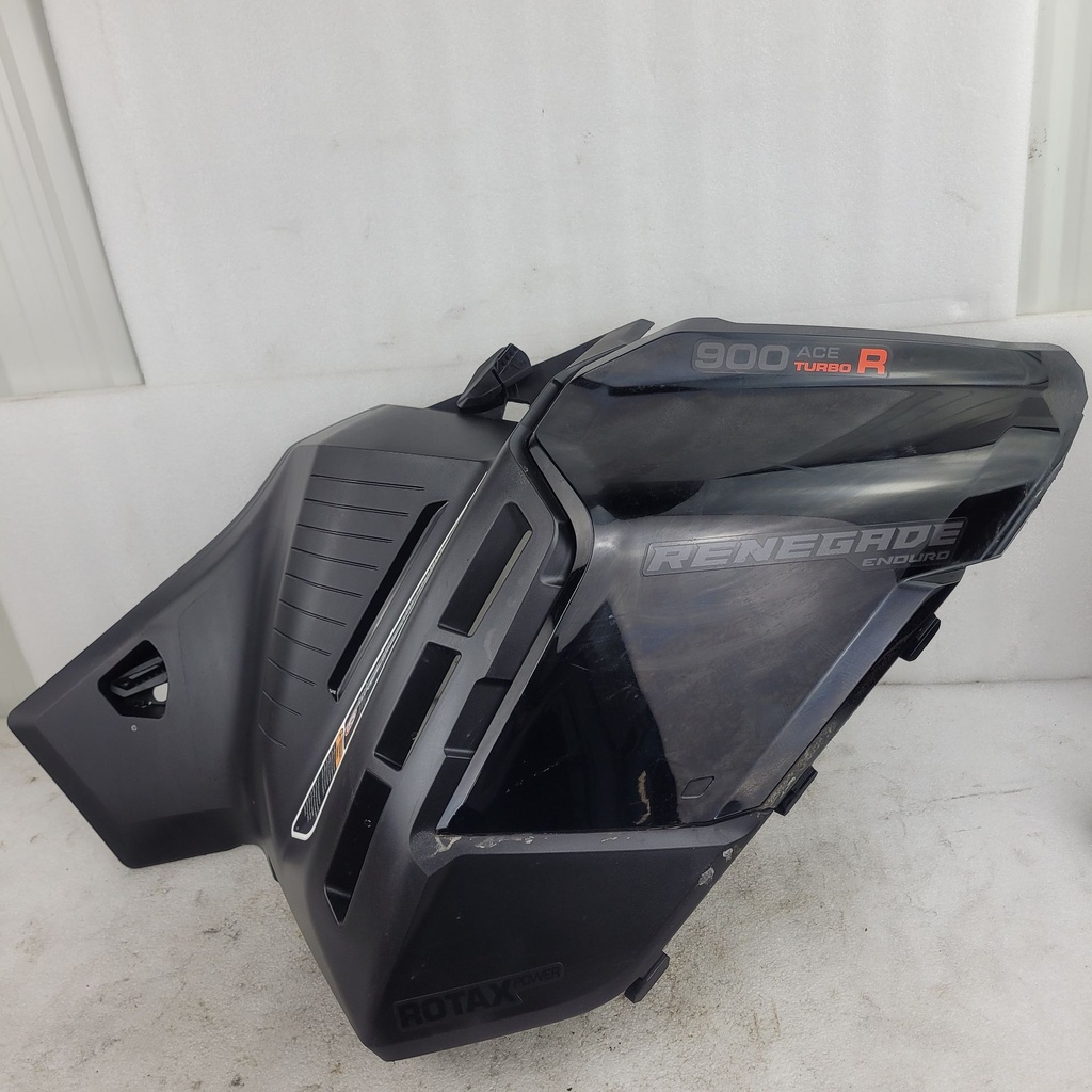 rh rear panel