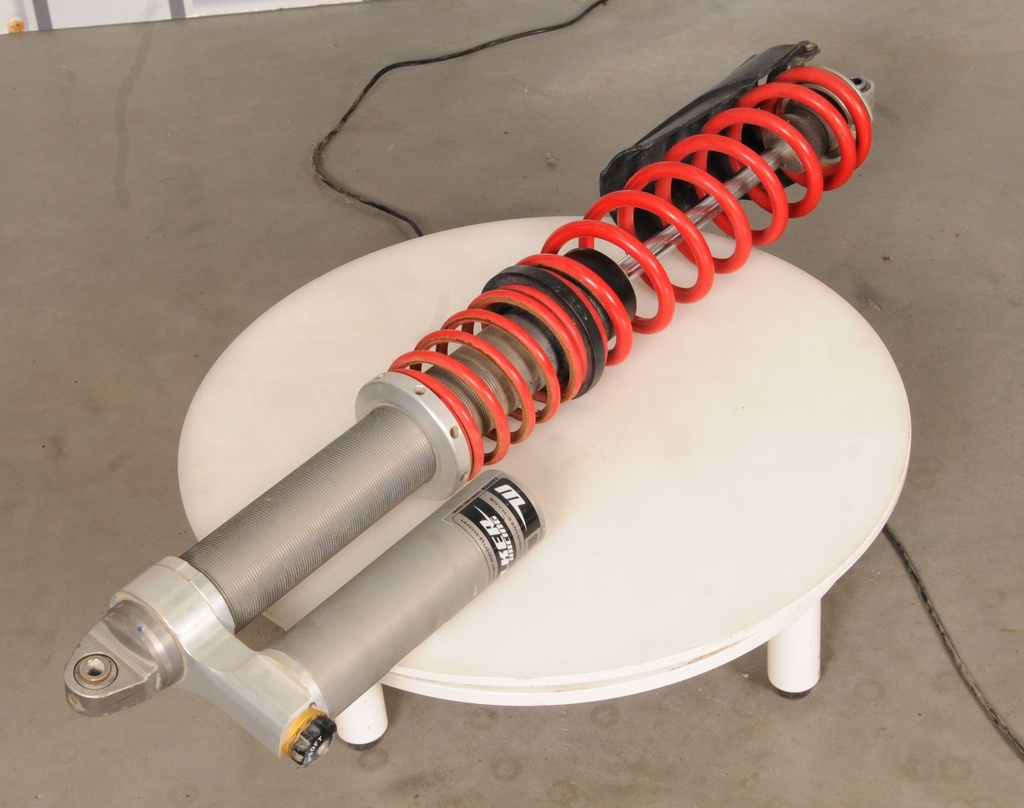 SHOCK, REAR
