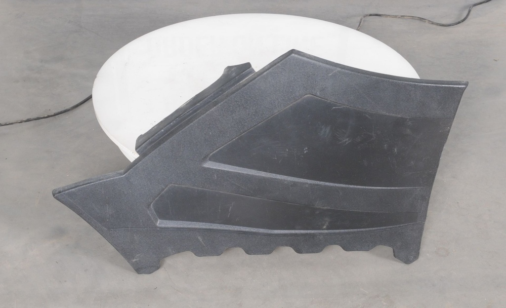 panel,side-rh (a-body)