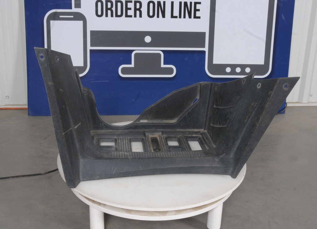 footwell,auto-lh