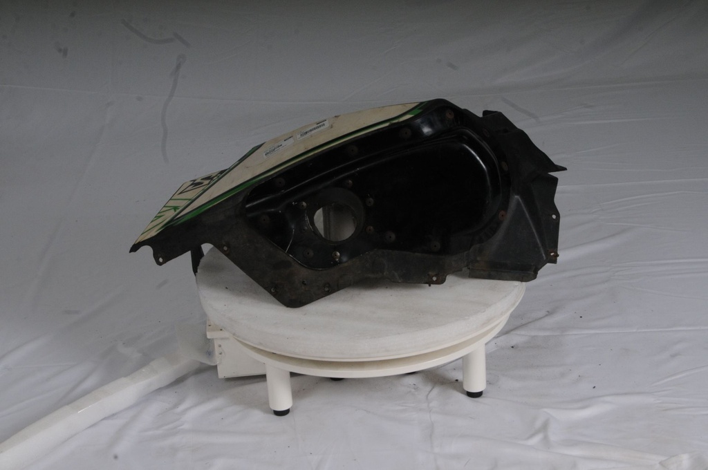 RH SKID PLATE
