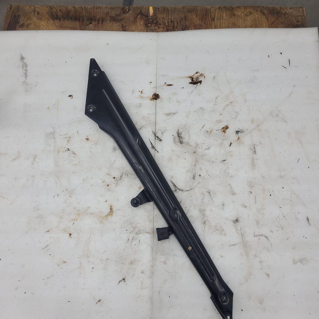 deep black,rh rear diagonal cross member