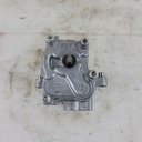 YAMAHA-(new ref. b4d-e3300-00-00) oil pump assy-BG4-13300-00-00